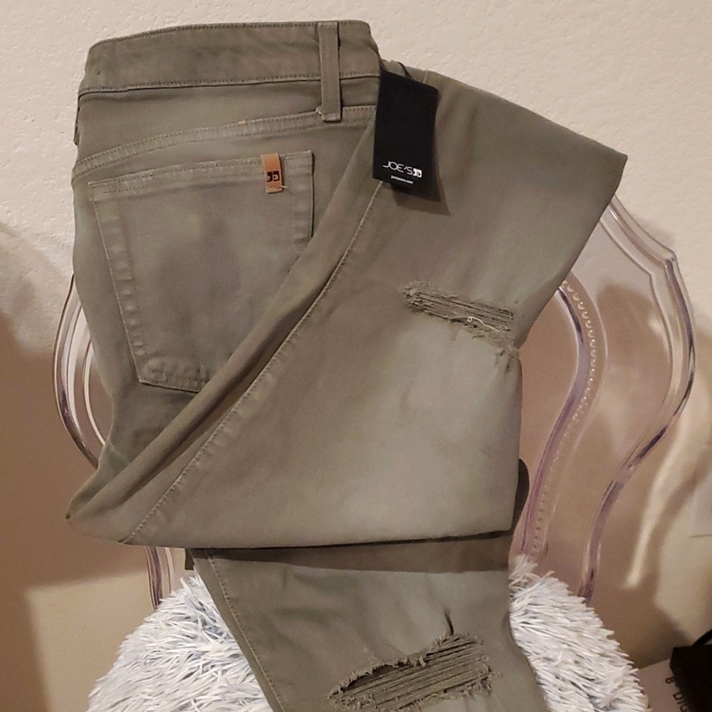 Joe's Jeans, Olive Colored Denim, Ripped Knees, Stretch/Straight Legged, Size 32